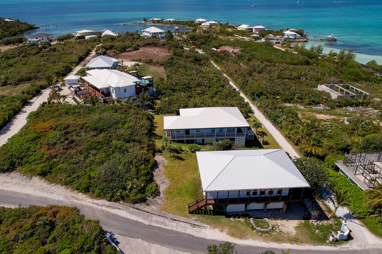 Pirates's Place vacation home rental on Great Guana Cay, Abaco. Near Baker's Bay.