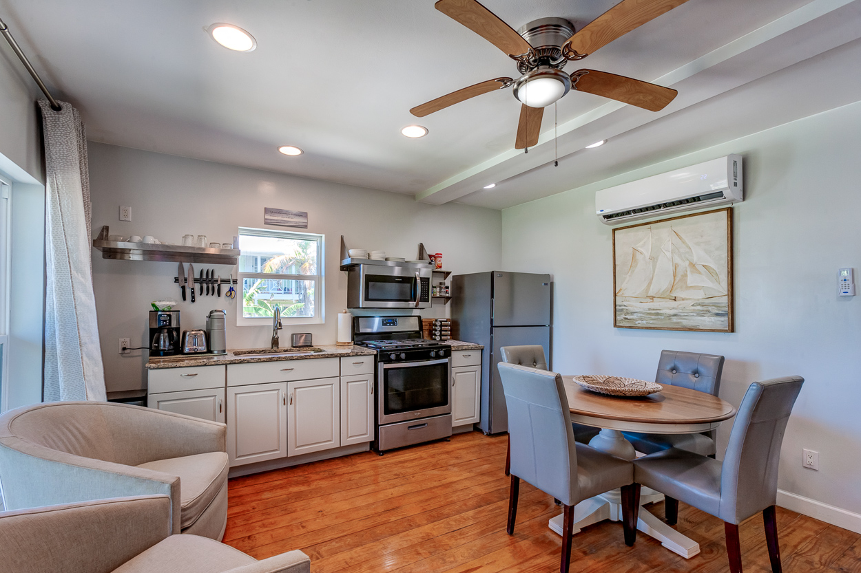 Pirates's Place vacation home rental on Great Guana Cay, Abaco. Near Baker's Bay.